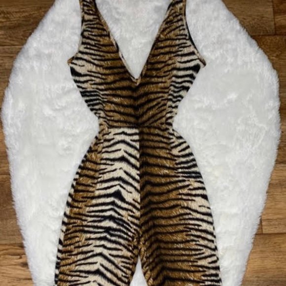 Tiger Queen Romper - Picture 4 of 4